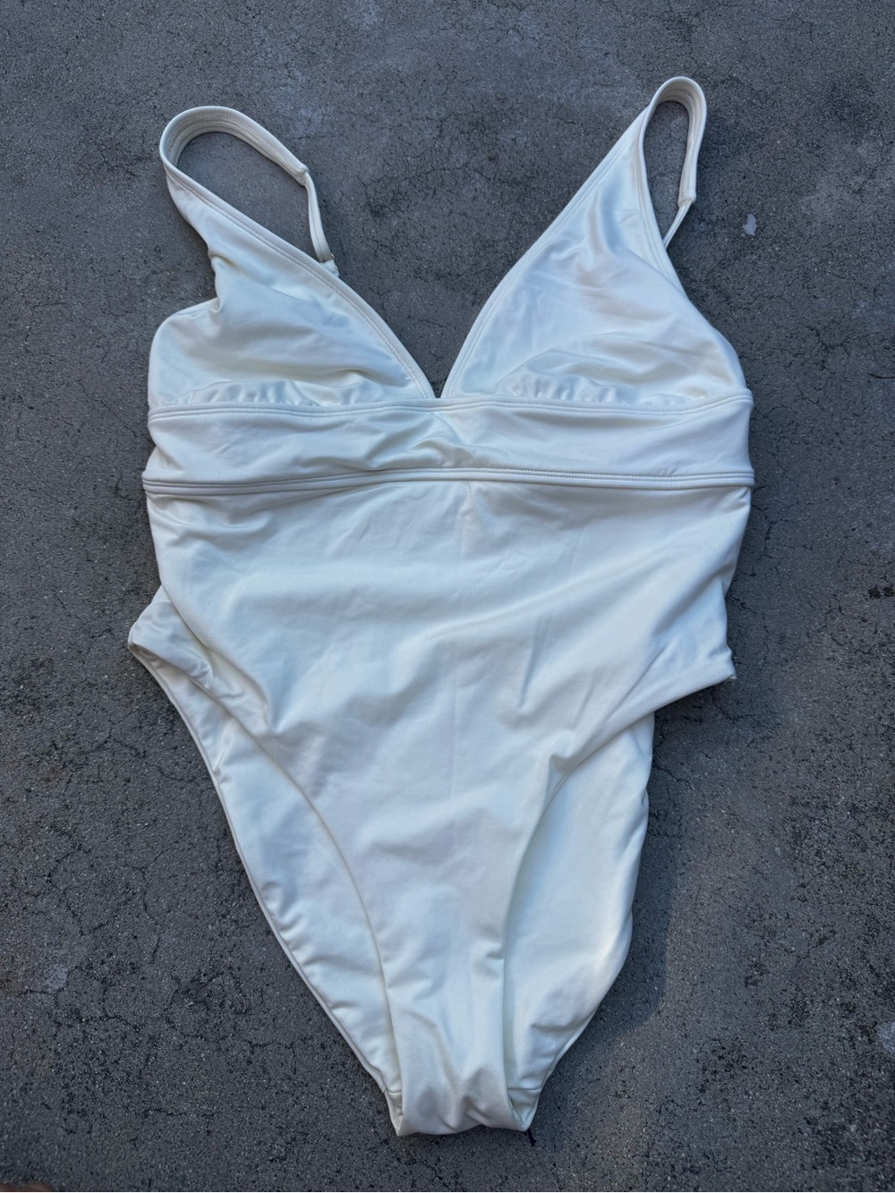 NWT Monday Swimwear Portofino one piece swimsuit ivory size L